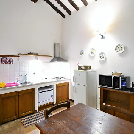 Countryside Retreat With Pool, * Mantignana