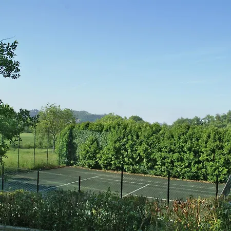 Countryside Retreat With Pool, Mantignana